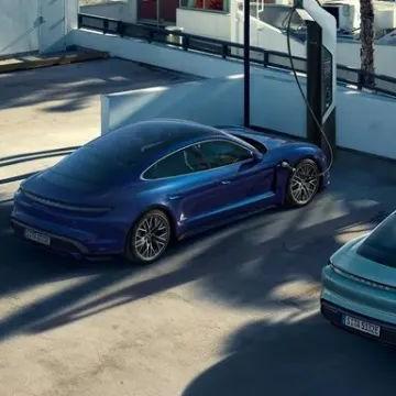 传奇世界sf新技能对比，2025顶级私服深度实测解析