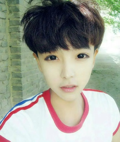 白是男的还是女的,长得白的男生给人的感觉