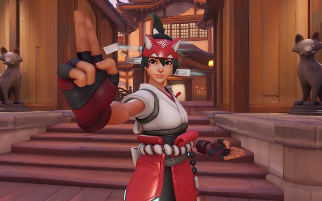 《守望先锋归来》雾子技能解析+实战攻略，掌握隐身技巧助你制胜！