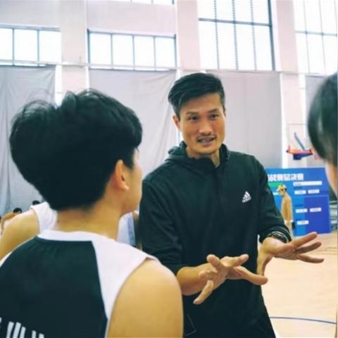 街头篮球大联盟（街头篮球大联盟等你来战）