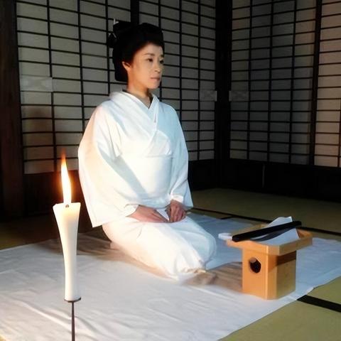 《堡垒之夜》武士道公主皮肤评测：十字猫刀套装深度解析