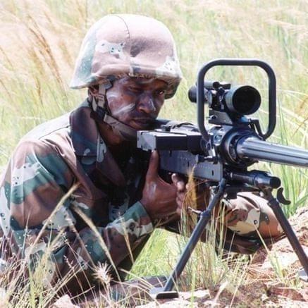 《堡垒之夜》狙击枪实战攻略：新手必看技巧解析，快速提升射击水平