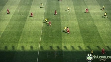 《实况足球2010》革新体验：全新DEMO解析，深度解析新规则与挑战