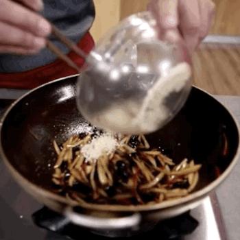 料理妈妈2：共进晚餐，模拟经营游戏带你体验烹饪乐趣！