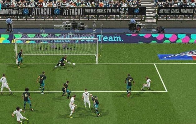 PES2018攻略秘籍：掌握官方操作指南，轻松制胜球场！