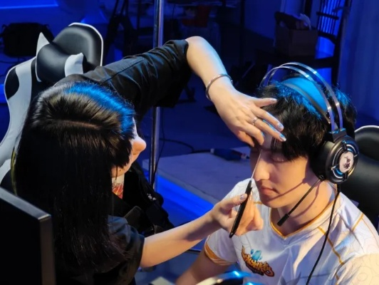 XG前VG老板微博互动高潮，集结国内顶尖战队备战上海TI2026巅峰对决