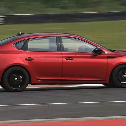 《赛车计划》深度评测：画面流畅，操控精准，赛道模式体验升级，赛车竞技新高度