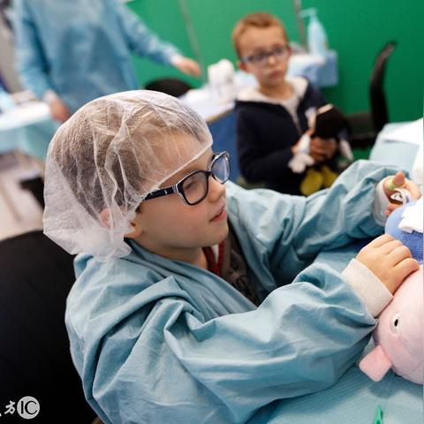 《模拟人生4》医生职业晋升攻略：揭秘高效成长路径！