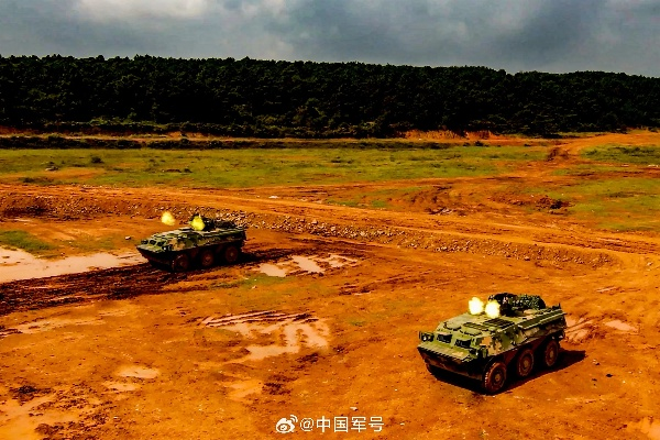 九图军事：揭秘最帅战车与实战化训练