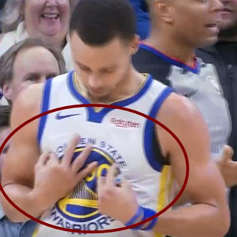 NBA2K14库里经典后撤步跳投技巧解析，轻松提升投篮命中率