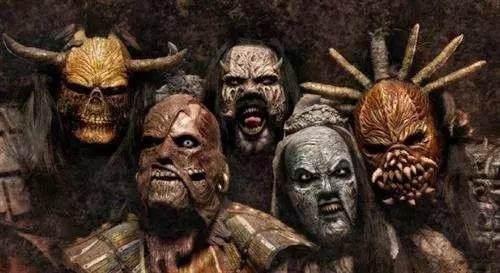 死亡岛丧尸电影，恐怖盛宴与人性反思