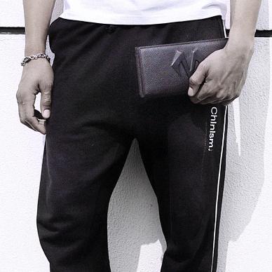 《荒野大镖客2》香烟卡攻略：快速解锁全卡位技巧揭秘