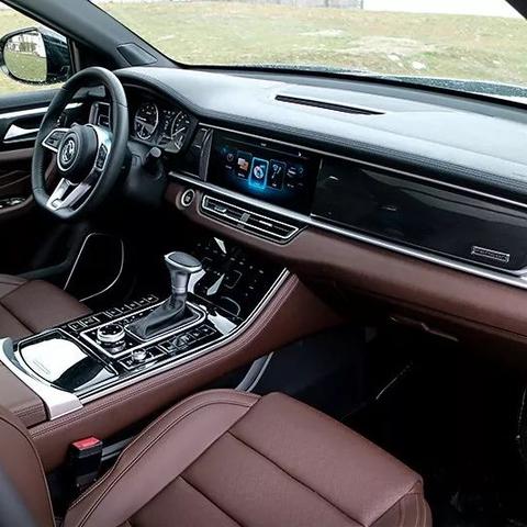 CSGO MP5消音版深度解析：实战体验，消音利器究竟如何？