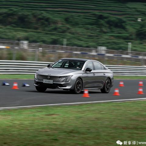 《无限试驾2》攻略:解锁高阶技巧,轻松驾驭赛道新境界 《无限试驾2》攻略:解锁高阶技巧,轻松驾驭赛道新境界