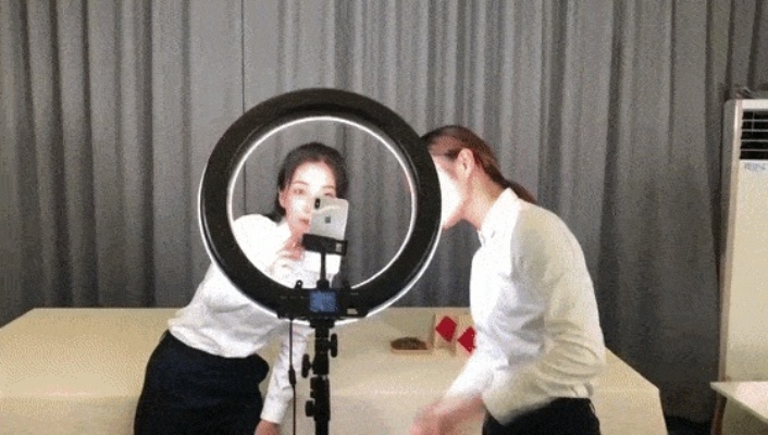 姐姐直播，一场跨越屏幕的温暖邂逅