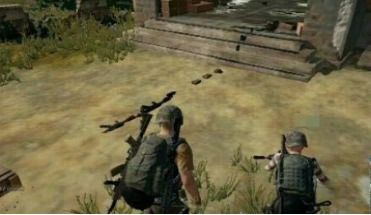 《绝地求生》4倍镜压枪技巧大揭秘：轻松提升射击精准度攻略