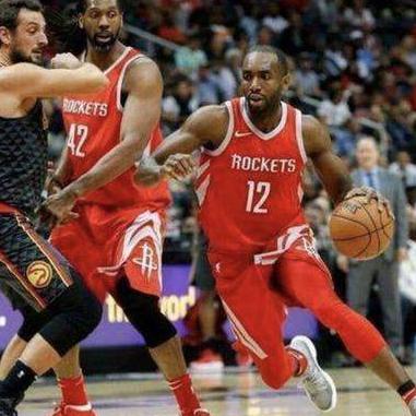 《怪物猎人世界》武器解析：怪物对抗攻略与辅助装备推荐