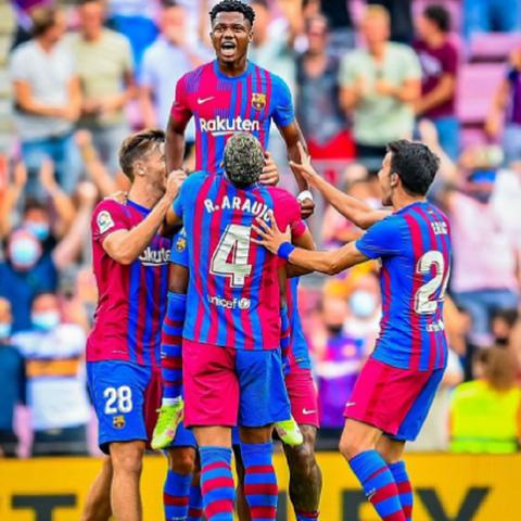 费兰托雷斯和恩里克,真的谈恋爱了吗