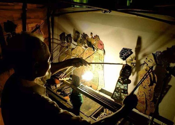 皮影传承揭秘：蓆棚斋团队深度访谈，解锁狼人杀幕后规则精髓