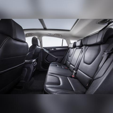 2025年福利盛宴！盘点十大热门手游盒子，畅玩无忧新体验