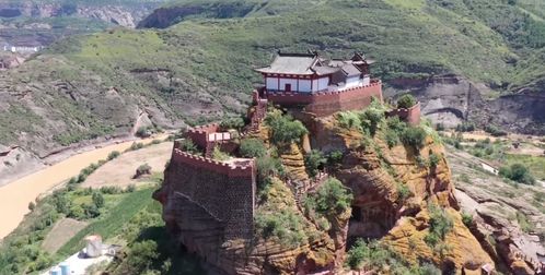 《不可思议的烘焙与屋造》新手攻略：轻松入门烘焙屋建造技巧揭秘