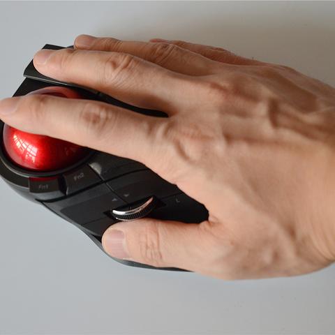 《暗黑4》左键误触困扰？告别怪物点击烦恼，轻松操作指南！