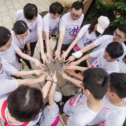 福利手游集结号！热门变态盒子排行，独家推荐必玩神作