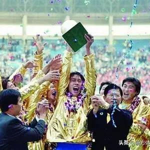 《空洞骑士丝之歌》末代裁决者攻略：高效打法解析，轻松通关秘籍大公开