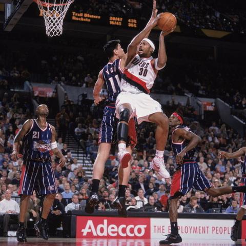 《命运群星》测试福利攻略：充值返利领取技巧大揭秘