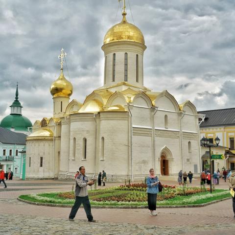 《阵地之王卫国战争》全攻略：高效通关技巧揭秘，轻松成为战场霸主