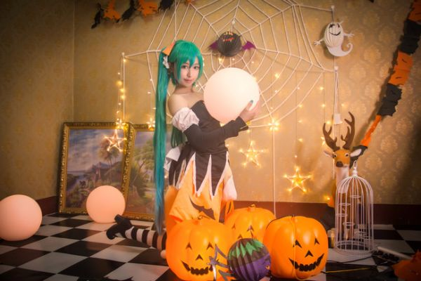 万圣狂欢！初音未来舞台新任务解锁，惊喜奖励等你来拿！