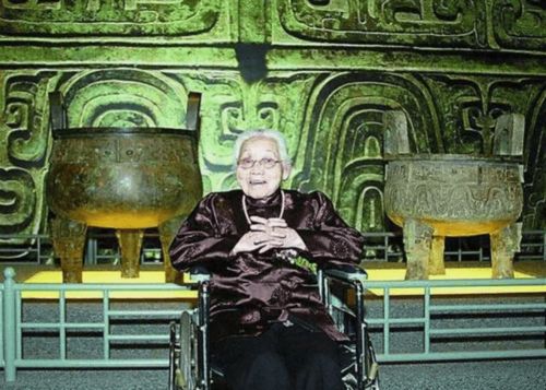 《地狱即我们》卡德尔宝藏攻略:家族秘宝解谜技巧大揭秘 《地狱即我们》卡德尔宝藏攻略:家族秘宝解谜技巧大揭秘