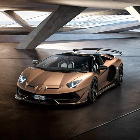 超凡赛车,  你能解锁所有隐藏的赛道吗