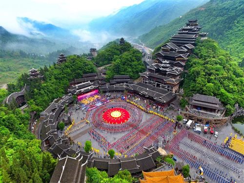 《原神》5.8胜地打卡攻略：度假村纪念册最佳拍照点揭秘