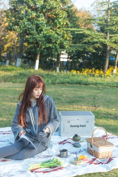 《无限暖暖》野餐垫拍摄技巧，解锁最佳坐姿攻略！