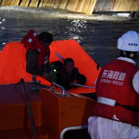 《死亡搁浅2》101支线任务攻略：揭秘高效完成秘诀，轻松解锁隐藏奖励