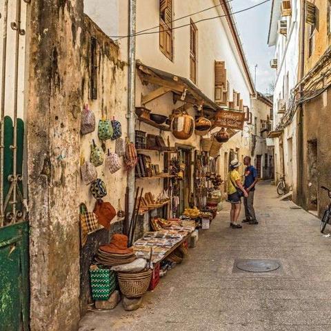 巴尔的遗产装备交易攻略：轻松变现，高效盈利秘籍