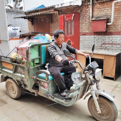 自定义英雄生存1.85,为何有人说他是前期过度