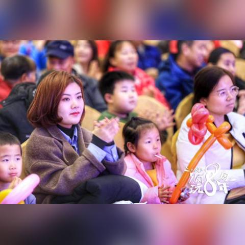 狂撒30万周边,周年庆典引爆崩铁,周边狂欢再掀热潮 狂撒30万周边,周年庆典引爆崩铁,周边狂欢再掀热潮