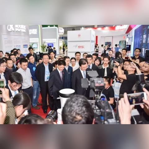 《剑网3:无界》新春王炸升级,移动端适配革新体验再升级 《剑网3:无界》新春王炸升级,移动端适配革新体验再升级