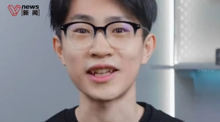 网约车争议：何同学“一键三连”拒好评，深度解析社会新现象