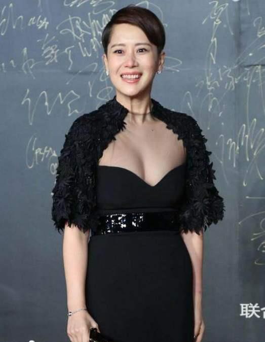 王铁锤大战特级大师何媛,妙手双车令人叹服 王铁锤大战特级大师何媛,妙手双车令人叹服