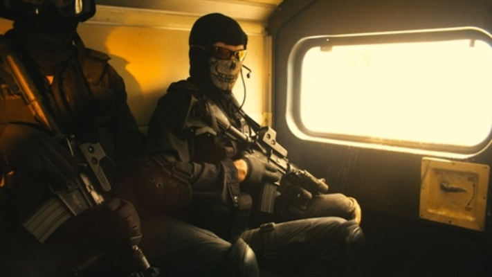 女歌手因PTSD拒绝《COD》合作:射击恐惧成新挑战 女歌手因PTSD拒绝《COD》合作:射击恐惧成新挑战