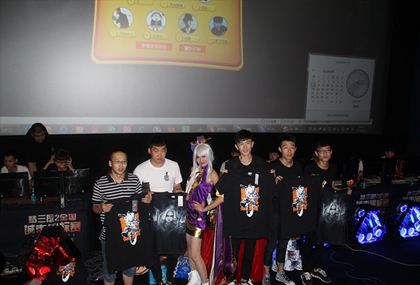 PS路演哈尔滨盛大启幕，冰雪中与蒂法共战游戏巅峰！