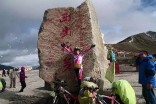 雪山巅峰背心行者,6000米海拔邂逅雪莲奇珍 雪山巅峰背心行者,6000米海拔邂逅雪莲奇珍