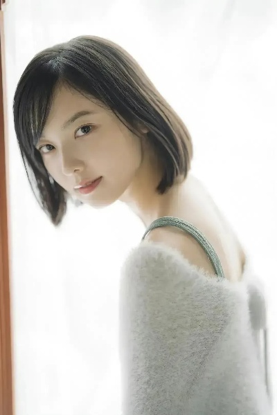 加藤小夏新照曝光：甜美清纯，女友力MAX惊艳亮相