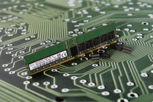 RTX 6090或2025年初亮相，内存/SSD价格飙升新高峰