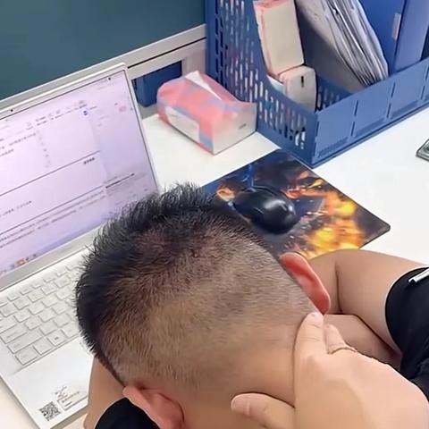 《魔兽》闭眼刷装新潮流，《桌面副本物语》更新解锁摸鱼副本新体验