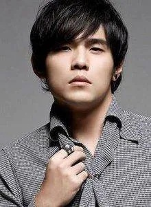 《笑傲家族巅峰》李顺载演绎《搞笑一家人》温情爷爷 《笑傲家族巅峰》李顺载演绎《搞笑一家人》温情爷爷