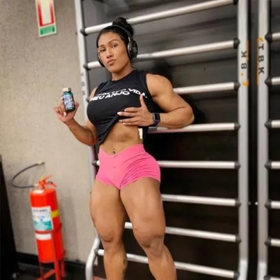 淘汰健美选手自信展示新高度,走红背后故事揭秘 淘汰健美选手自信展示新高度,走红背后故事揭秘